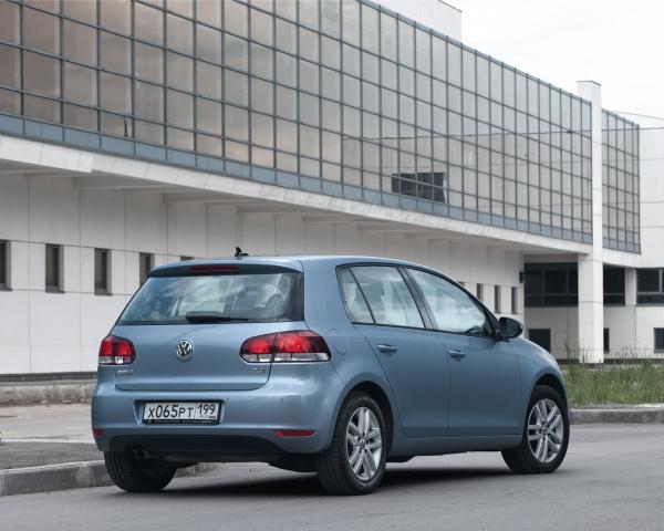 Фото Volkswagen Golf VI Хэтчбек 5 дв.