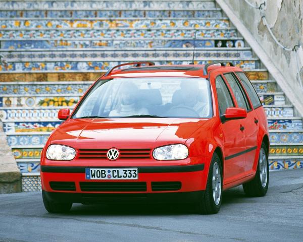 Фото Volkswagen Golf IV Универсал 5 дв.