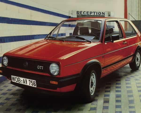 Фото Volkswagen Golf II Хэтчбек 3 дв.