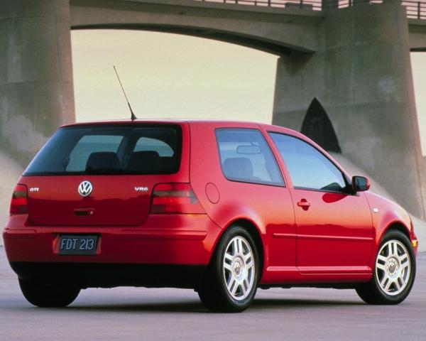 Фото Volkswagen Golf GTI IV Хэтчбек 3 дв.