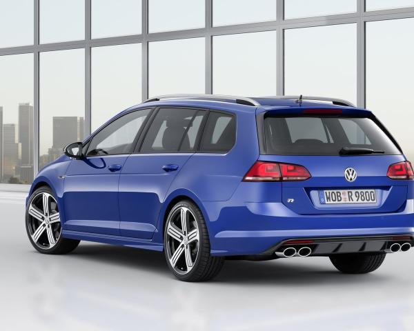 Фото Volkswagen Golf R VII Универсал 5 дв.