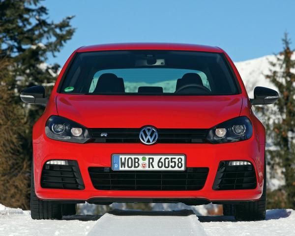 Фото Volkswagen Golf R VI Хэтчбек 5 дв.