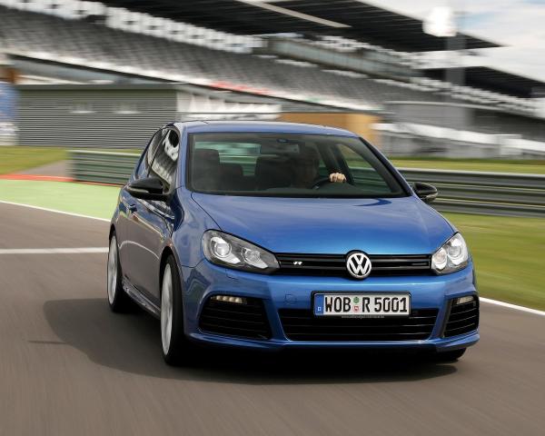 Фото Volkswagen Golf R VI Хэтчбек 3 дв.