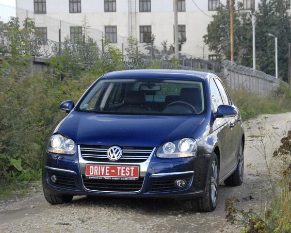 Фото Volkswagen Jetta V Седан