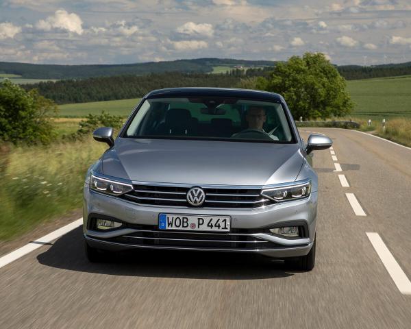 Фото Volkswagen Passat B8 Рестайлинг Седан