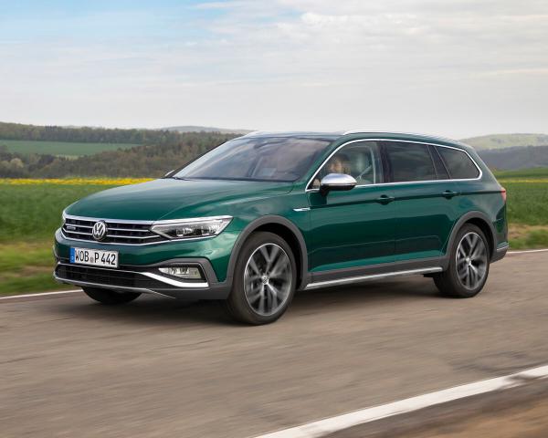 Фото Volkswagen Passat B8 Рестайлинг Универсал 5 дв. Alltrack