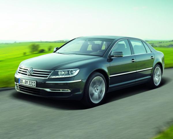 Фото Volkswagen Phaeton I Рестайлинг Седан