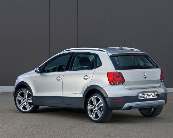 Фото Volkswagen Polo V Хэтчбек 5 дв. Cross