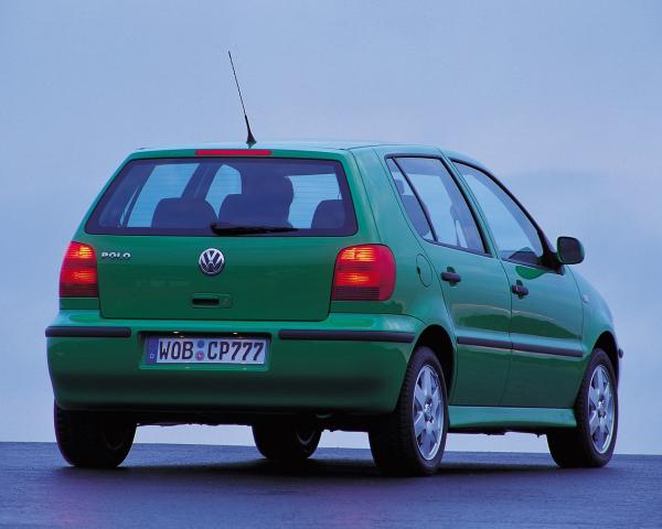 Фото Volkswagen Polo III Рестайлинг Хэтчбек 5 дв.