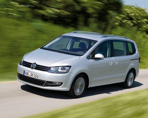 Фото Volkswagen Sharan II Минивэн