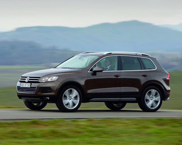 Фото Volkswagen Touareg II Внедорожник 5 дв.