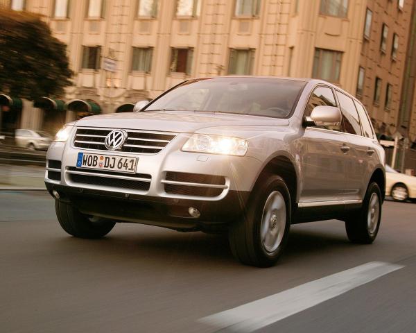 Фото Volkswagen Touareg I Внедорожник 5 дв.