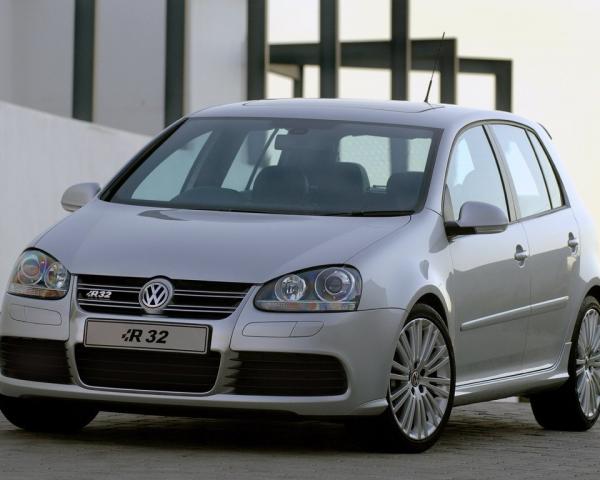 Фото Volkswagen Golf R32 V Хэтчбек 5 дв.