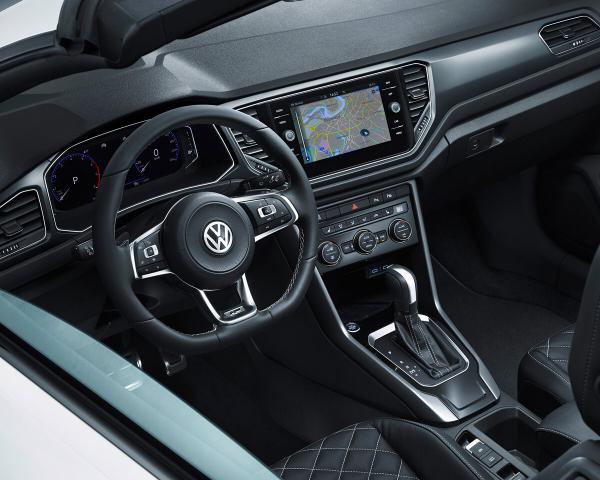 Фото Volkswagen T-Roc I Внедорожник открытый