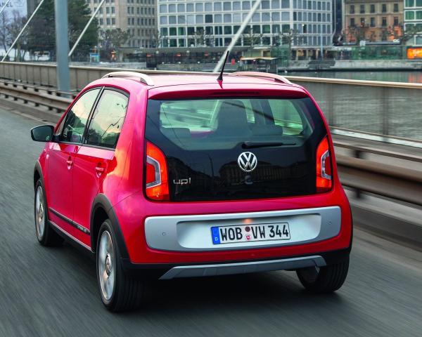 Фото Volkswagen up! I Хэтчбек 5 дв. Cross