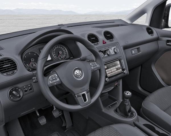 Фото Volkswagen Caddy III Рестайлинг Компактвэн