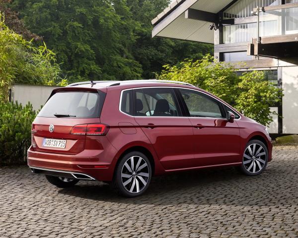 Фото Volkswagen Golf Sportsvan I Рестайлинг Компактвэн