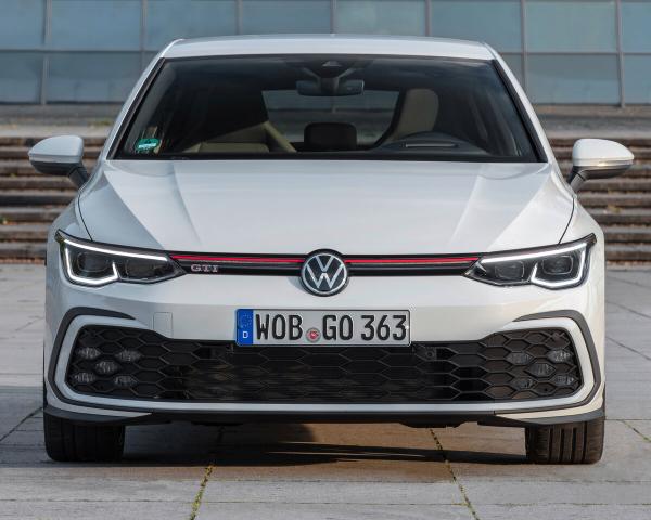 Фото Volkswagen Golf GTI VIII Хэтчбек 5 дв.