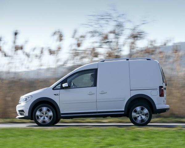 Фото Volkswagen Caddy IV Фургон Alltrack