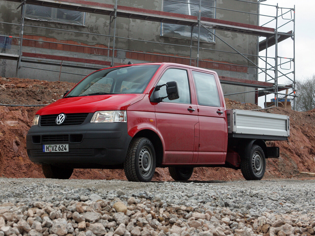 Характеристики 1.9 AT Дизель, Передний привод, Автомат, 104 л.с. Volkswagen  Transporter 2003 - 2009, Пикап Двойная кабина