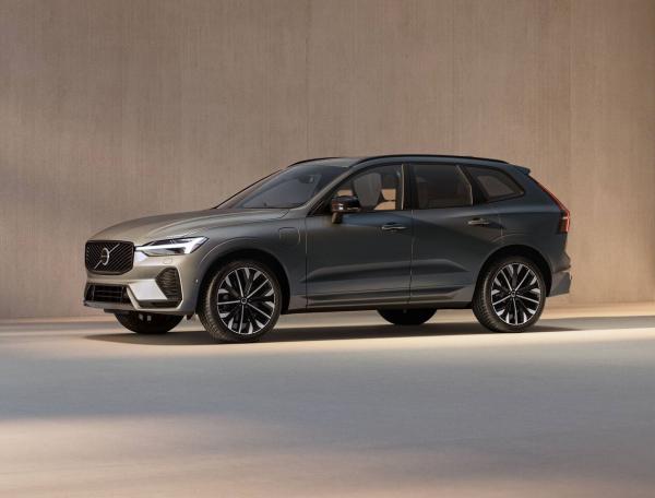 Фото Volvo XC60 II Рестайлинг 2
