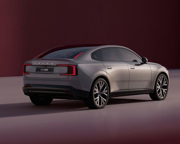 Фото Volvo ES90 I Лифтбек