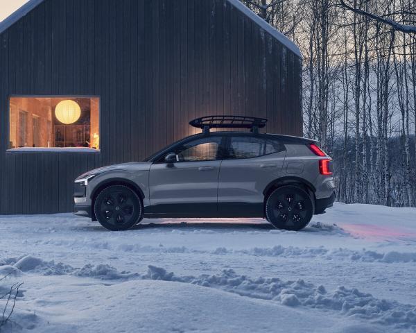 Фото Volvo EX30 Cross Country I Внедорожник 5 дв.