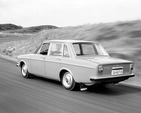 Фото Volvo 140 Series I Седан