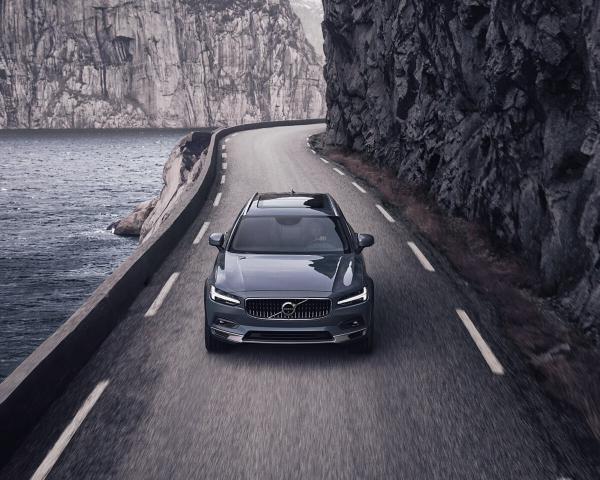 Фото Volvo V90 Cross Country I Рестайлинг Универсал 5 дв.